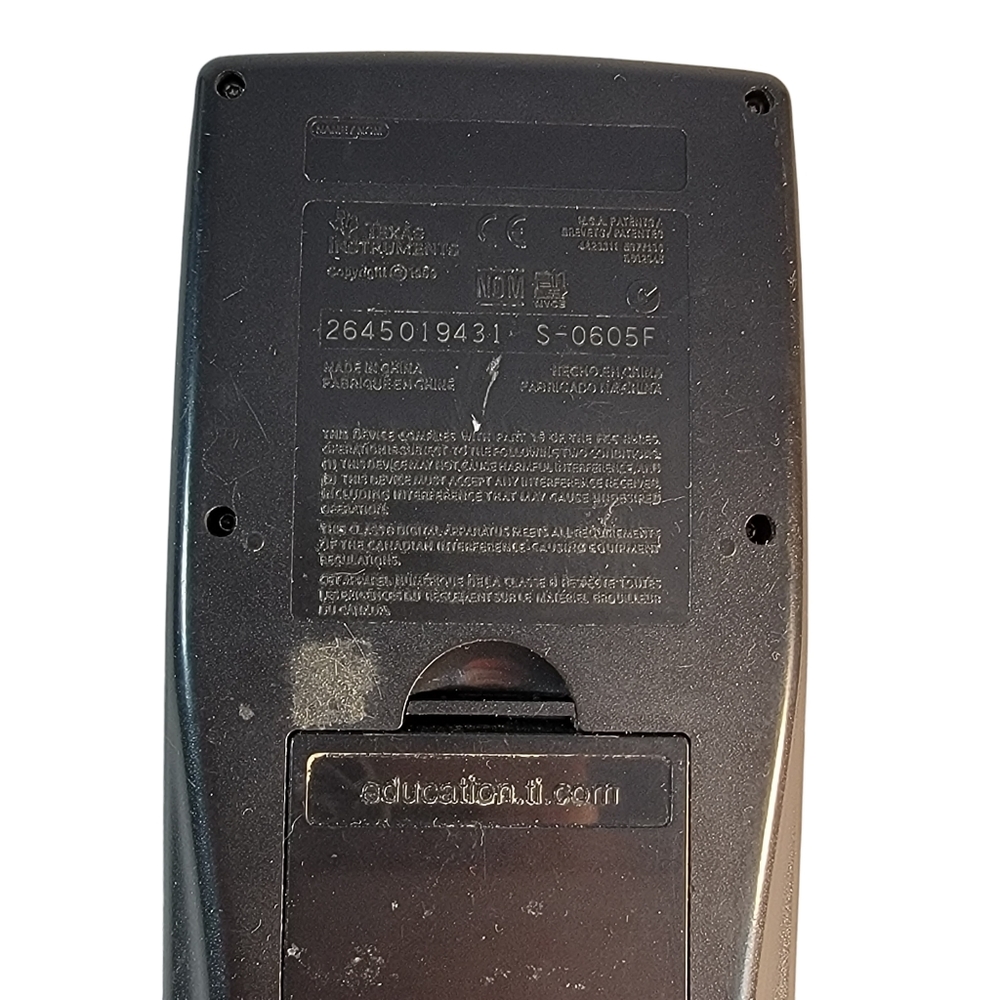 Texas Instruments T-83 Plus Parts Only or Rpair No Cover - Picture 7 of 8